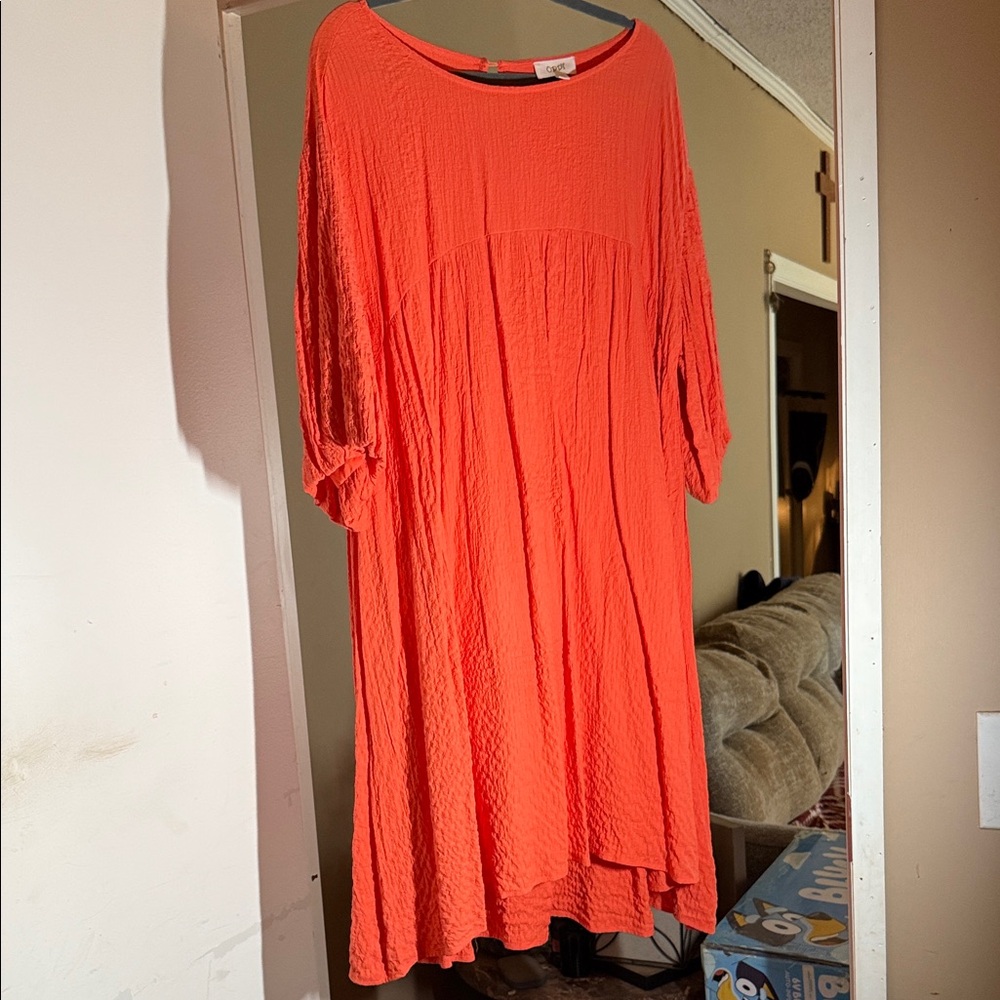 ODDY Vibrant Orange Crinkled Midi Dress